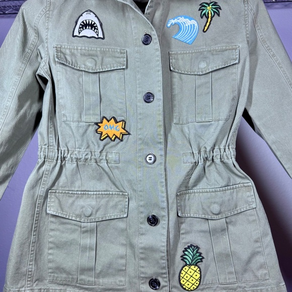 Forever 21 Women’s Olive Green Utility Cargo Jacket with Fun Embroidered Patches - Picture 2 of 9